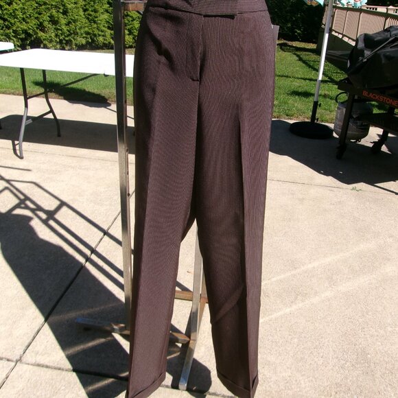 NWT LARRY LEVINE LEVINE CLASSICS BROWN PANTS SUIT 8 - Picture 2 of 2